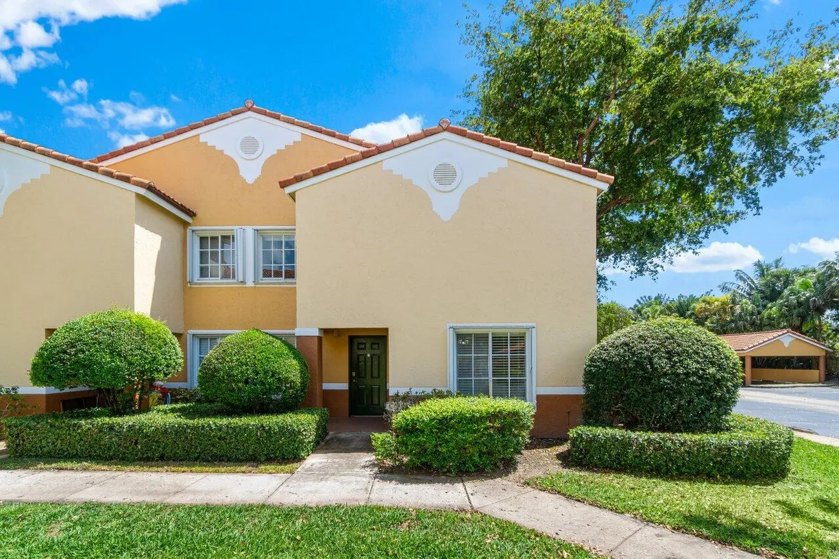 South Florida Real Estate | View 111 Yacht Club Way, 101 | Listing