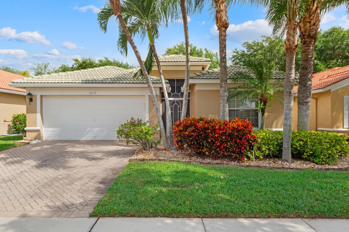 South Florida Real Estate | View 5317 Toscana Trail | 3 Beds, 2 Baths