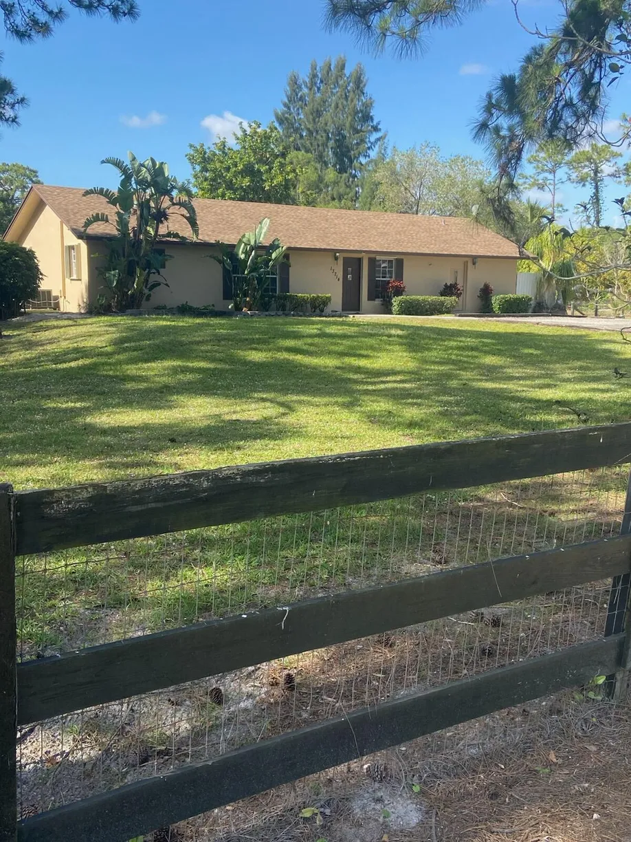 South Florida Real Estate | View 13714 76 Road | 3 Beds, 2 Baths