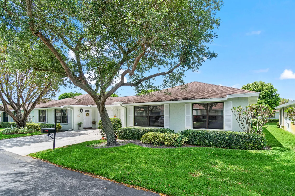 South Florida Real Estate | View 9975 Ligustrum Tree Way, B | 2 Beds, 2 Baths