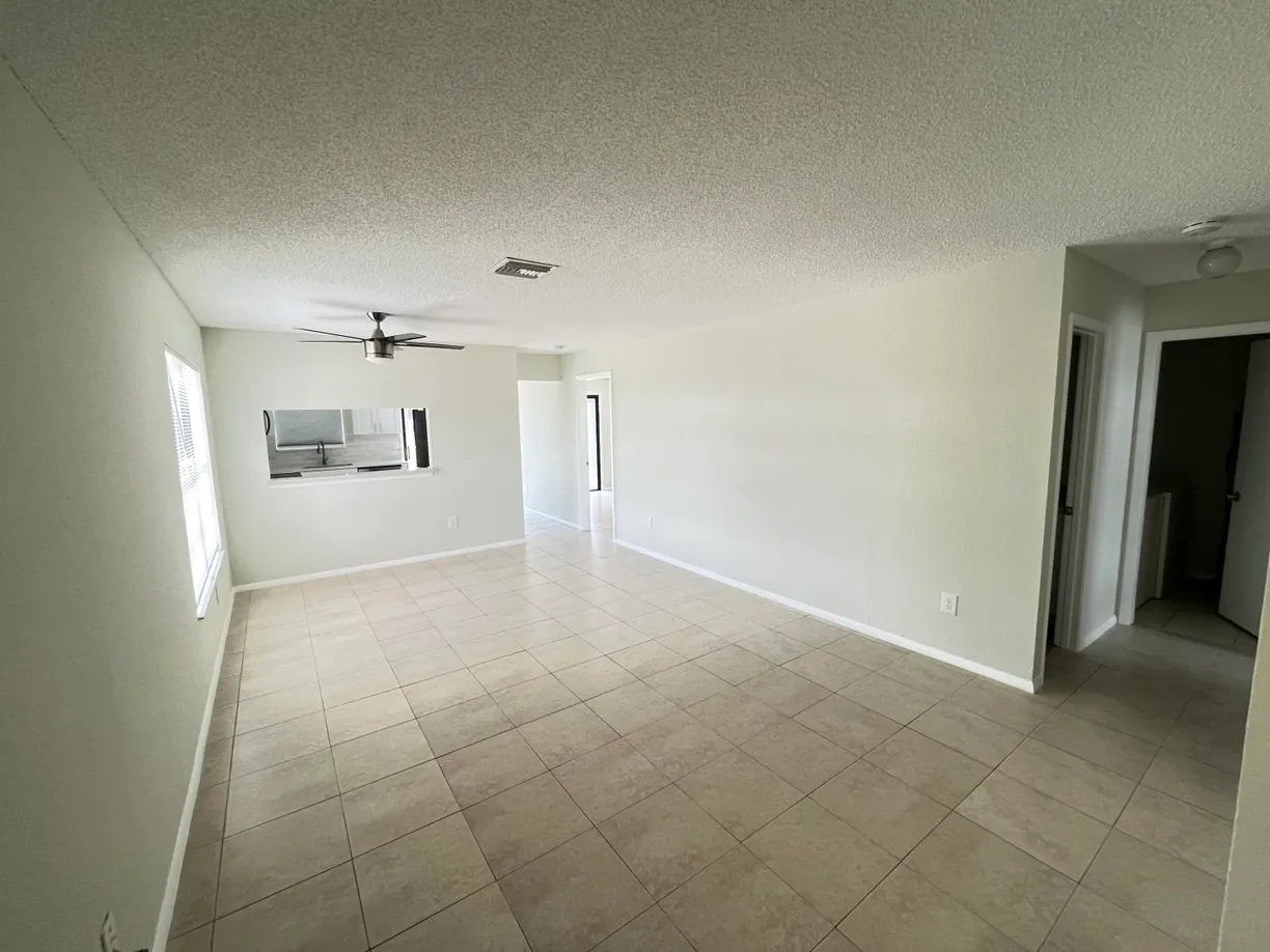 South Florida Real Estate | View 210 SW Sterret Circle | Listing