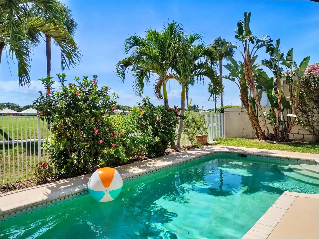 South Florida Real Estate | View 1219 Avondale Lane | Listing