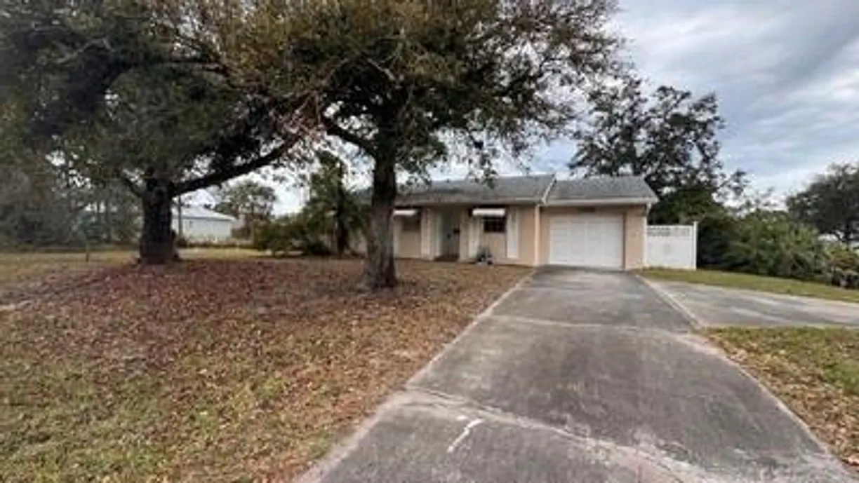 South Florida Real Estate | View 11106 Roseland Road | Listing