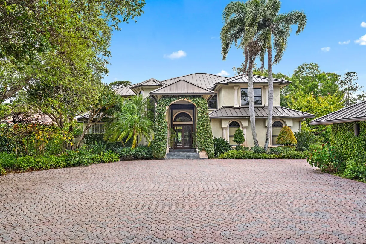 South Florida Real Estate | View 18907 SE Loxahatchee River Road | Listing