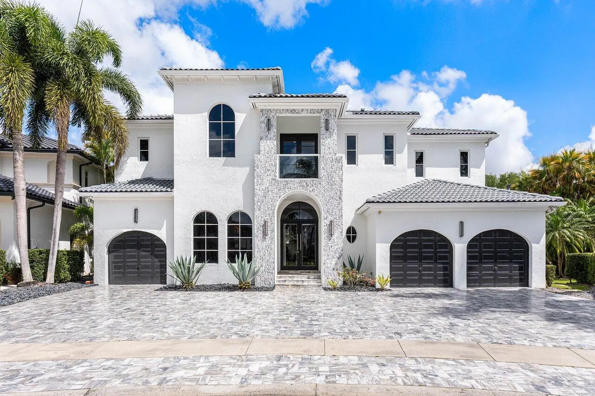South Florida Real Estate | View 17729 Middlebrook Way | 6 Beds, 6 Baths