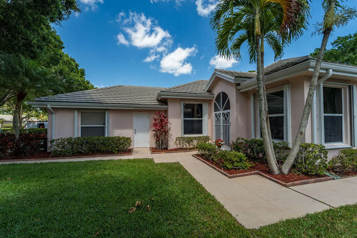 South Florida Real Estate | View 5166 SE Inkwood Way | Listing