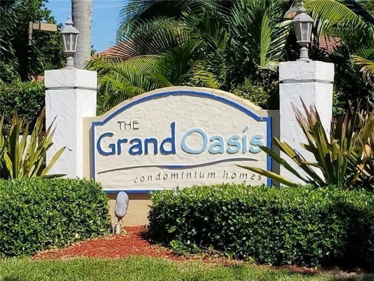 South Florida Real Estate | View 5701 Riverside Drive, 301b6 | 2 Beds, 2 Baths