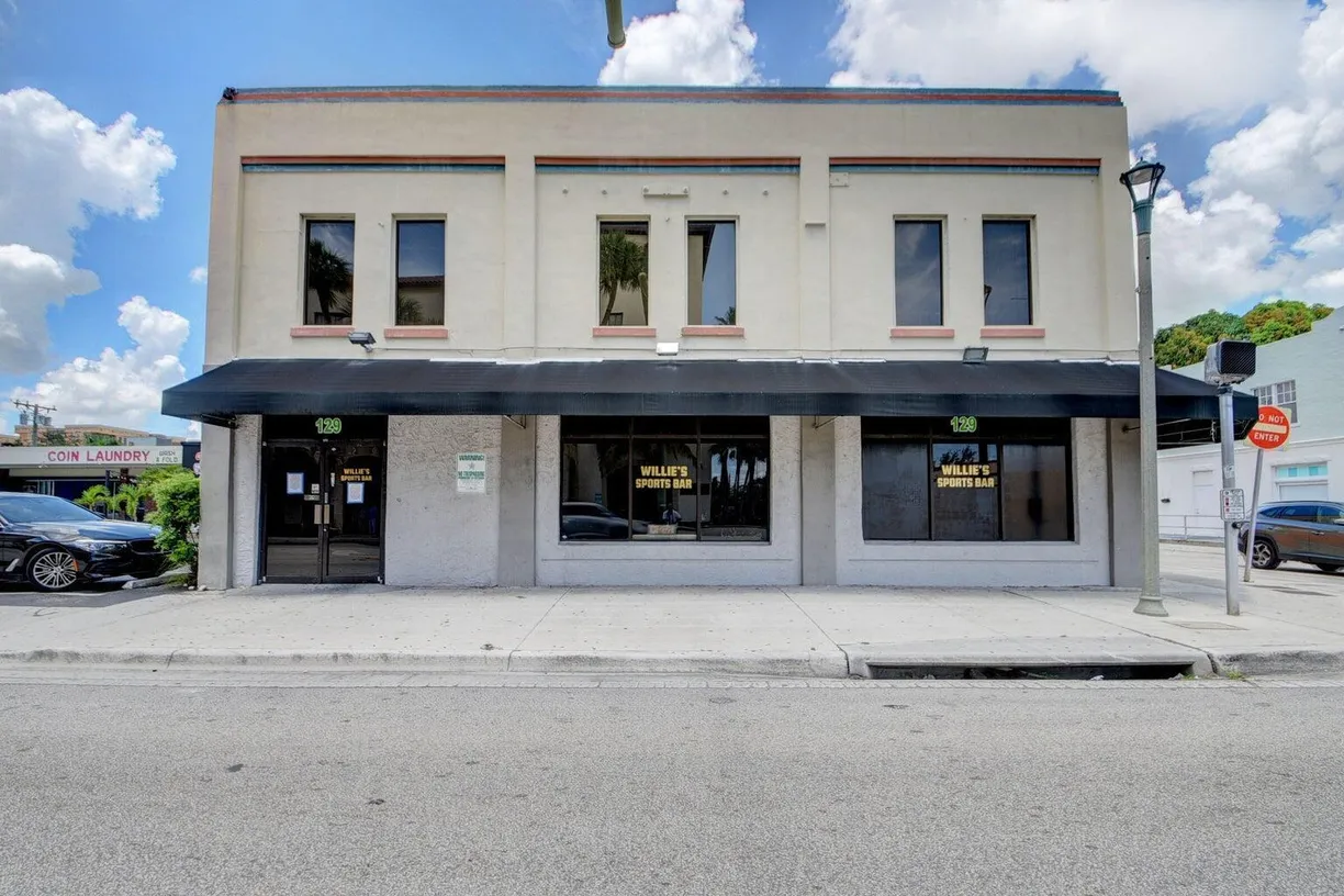 South Florida Real Estate | View 129 N Federal Highway, 201