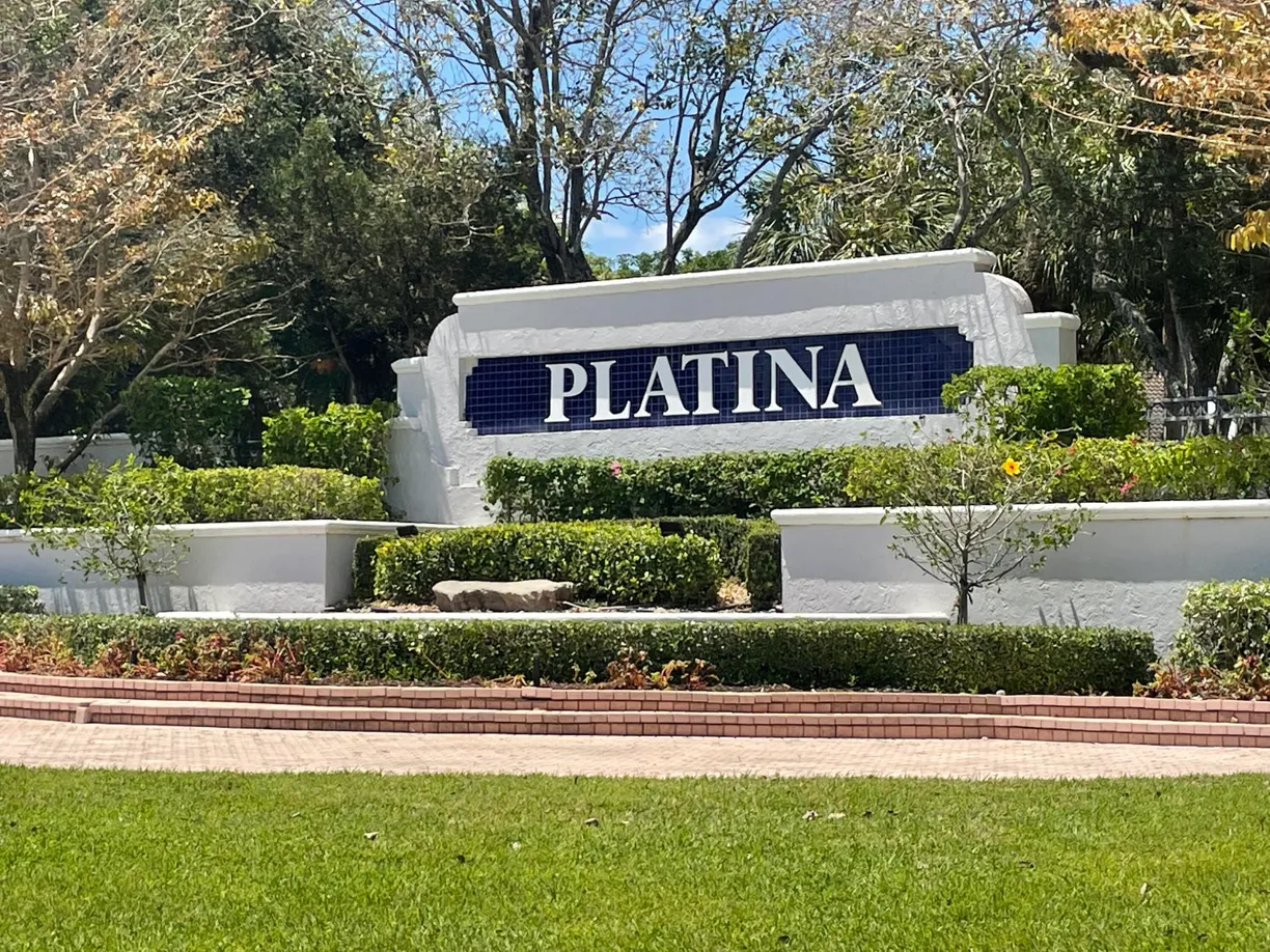 South Florida Real Estate | View 5415 Verona Drive | 3 Beds, 2 Baths