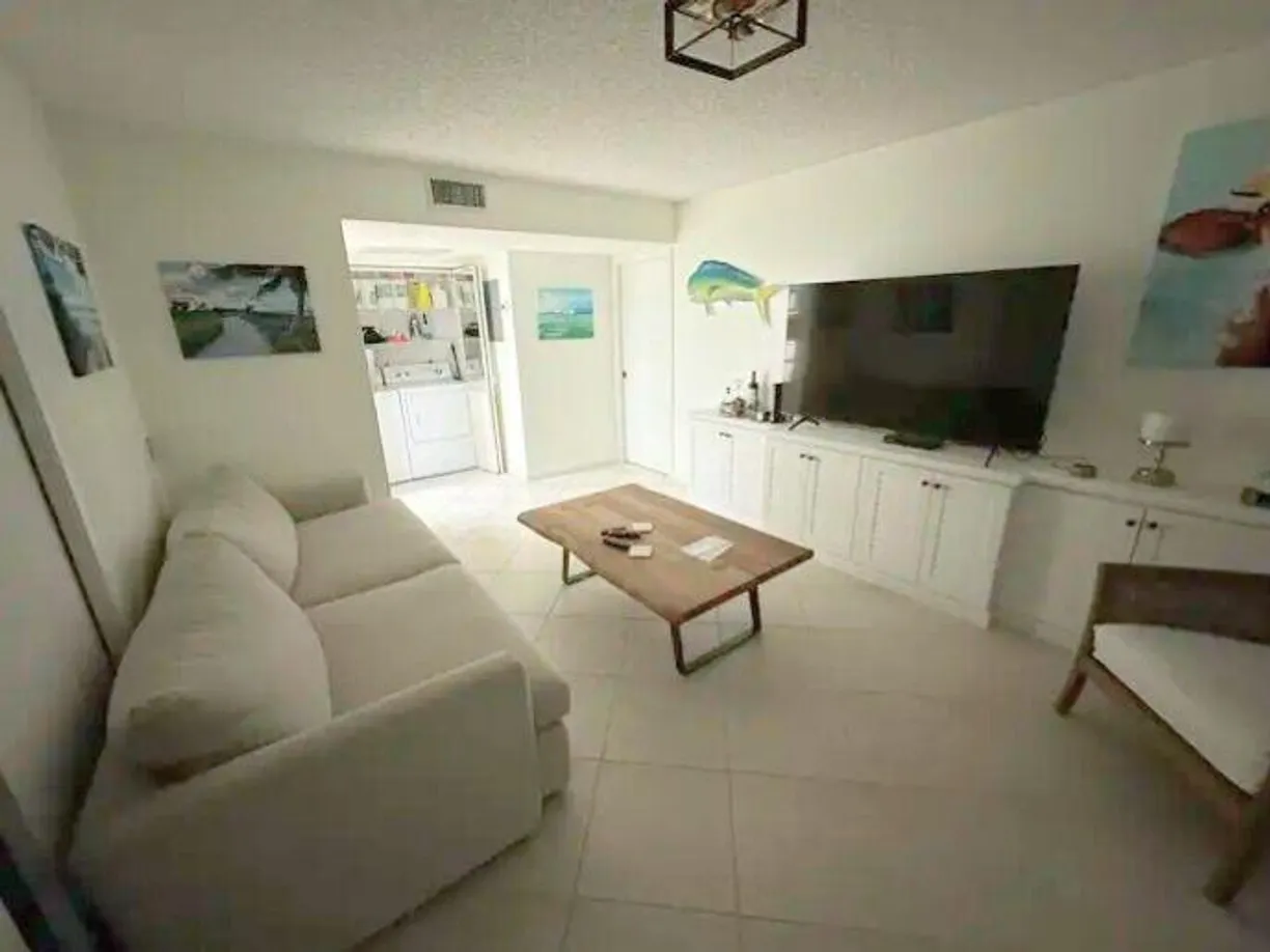 South Florida Real Estate | View 600 Executive Center Drive, 106 | Listing