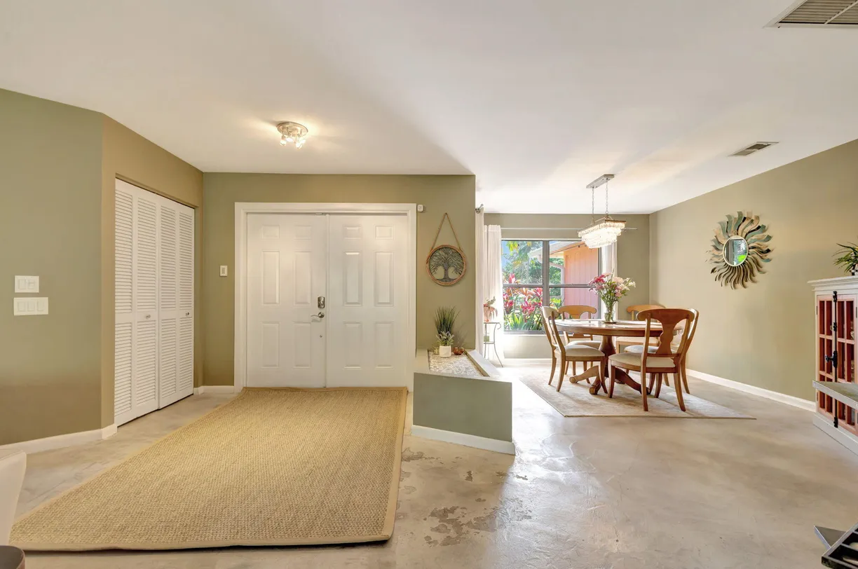 South Florida Real Estate | View 9208 SE Gettysburg Court | Listing