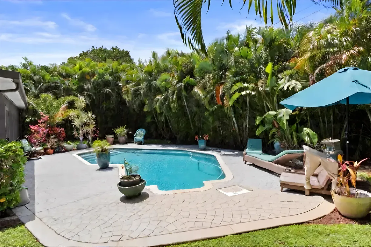 South Florida Real Estate | View 441 Davis Road | Listing