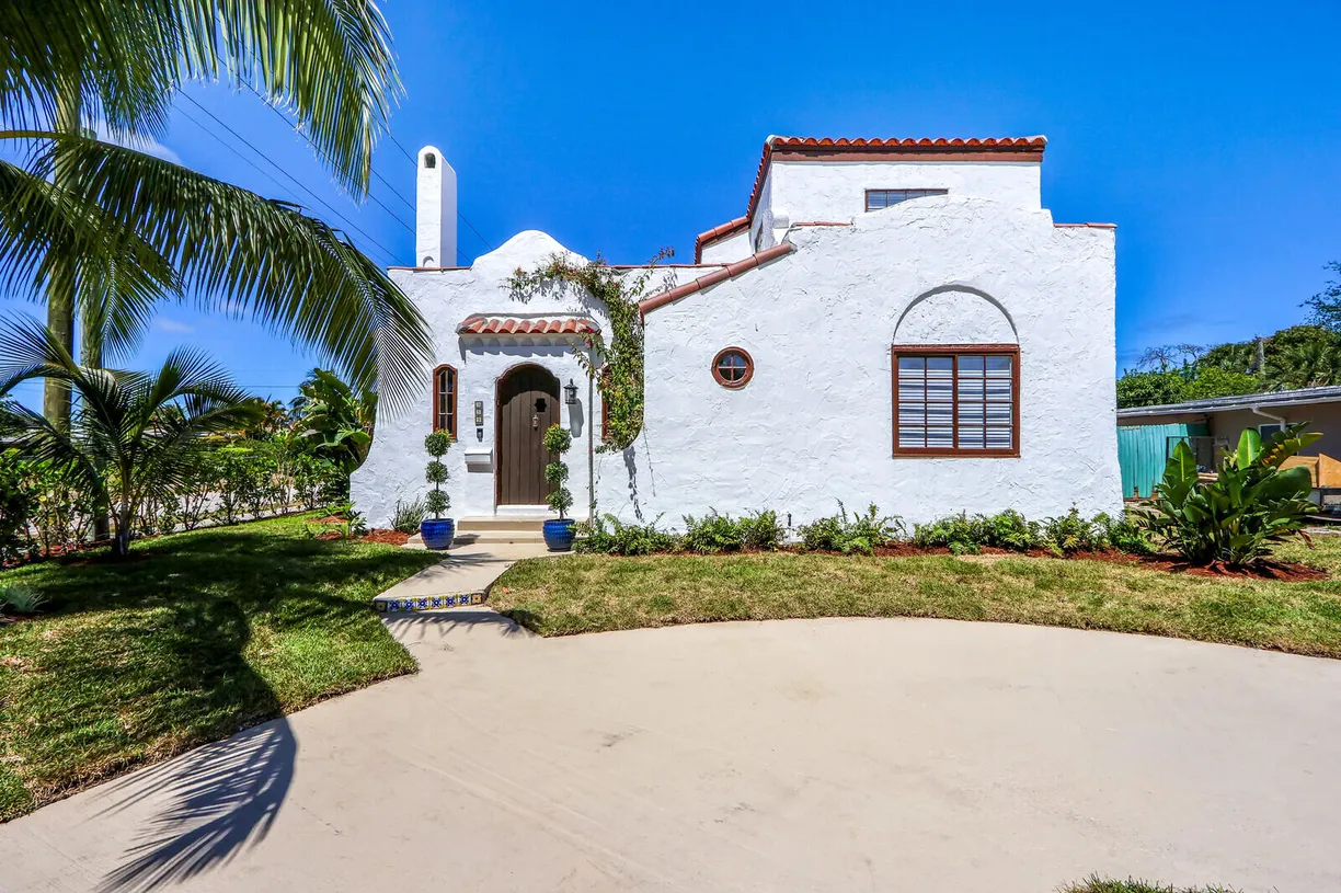 South Florida Real Estate | View 359 Greenbriar A Drive