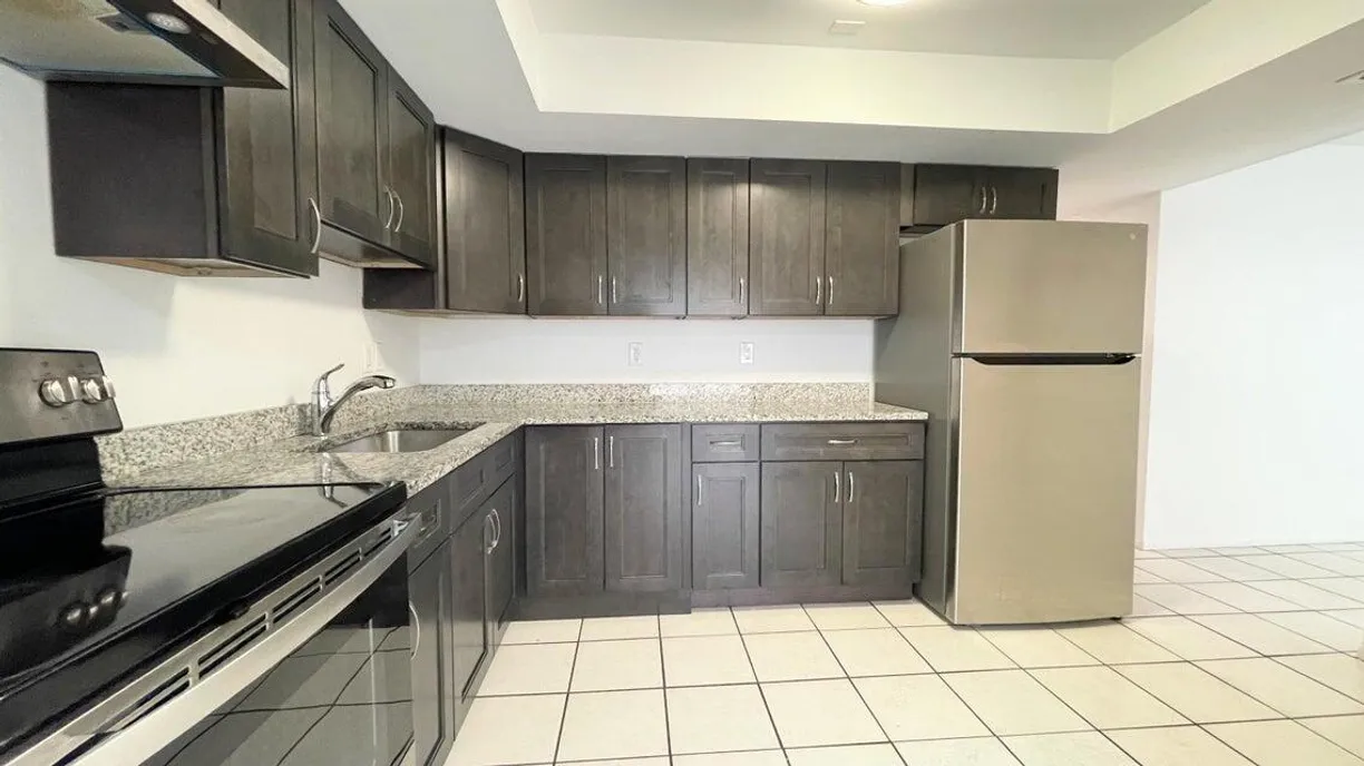 South Florida Real Estate | View 4606 SE Binnacle Way, 6 | 2 Beds, 1 Bath