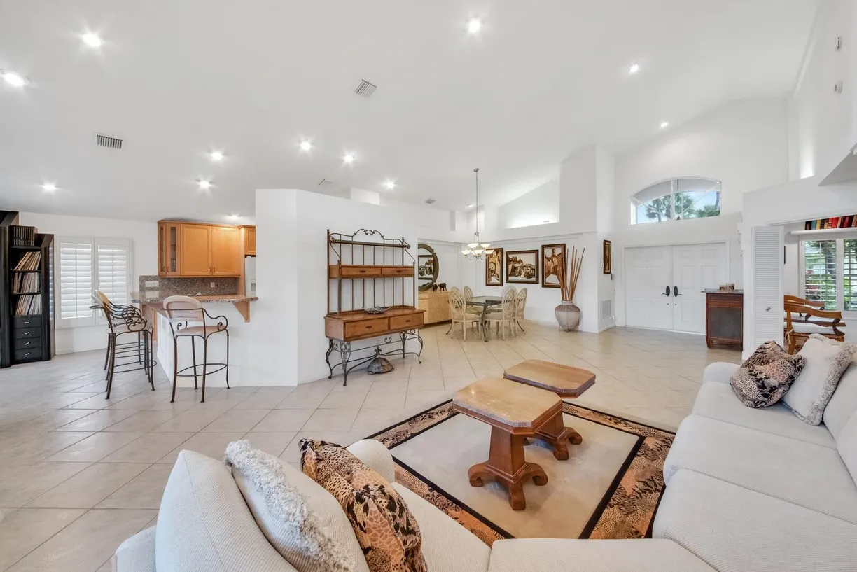 South Florida Real Estate | View 7315 Falls Road | Listing
