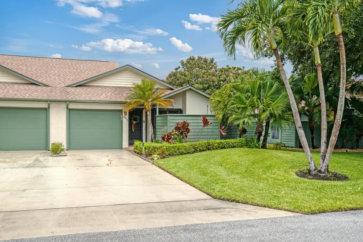 South Florida Real Estate | View 6825 SE Bunker Hill Drive | Listing