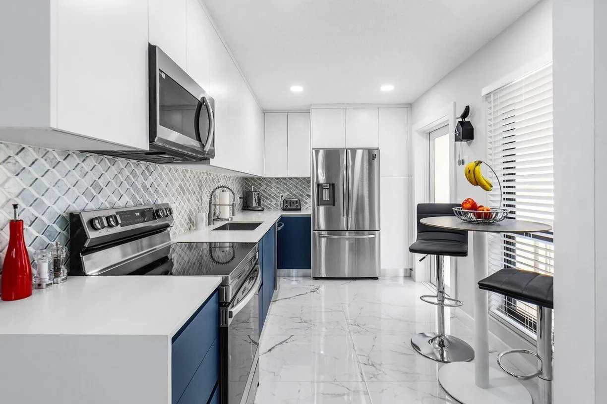 South Florida Real Estate | View 4636 Kittiwake Court, Kingfisher S | Listing