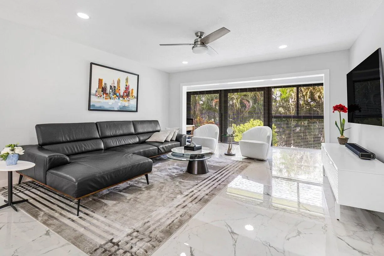 South Florida Real Estate | View 4636 Kittiwake Court, Kingfisher S | Listing