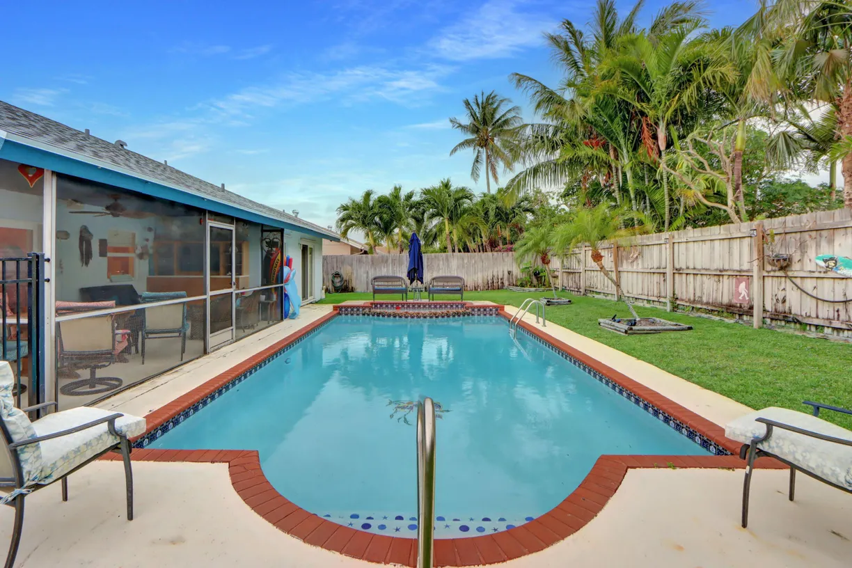 South Florida Real Estate | View 801 NW 8th Way | Listing
