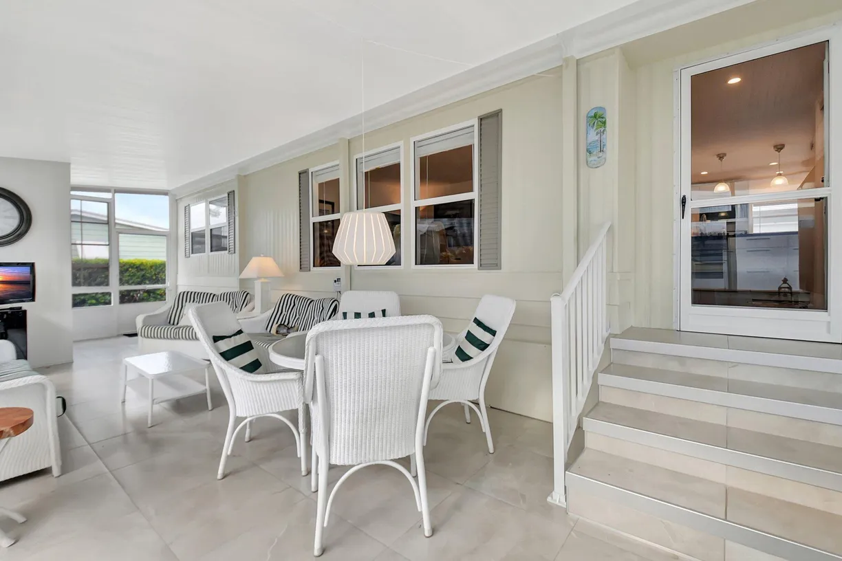 South Florida Real Estate | View 4424 Meadow View Drive | Listing