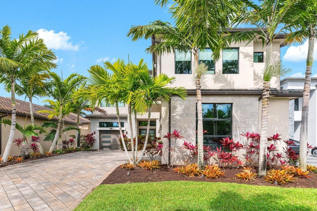 South Florida Real Estate | View 17165 Abruzzo Avenue | Listing