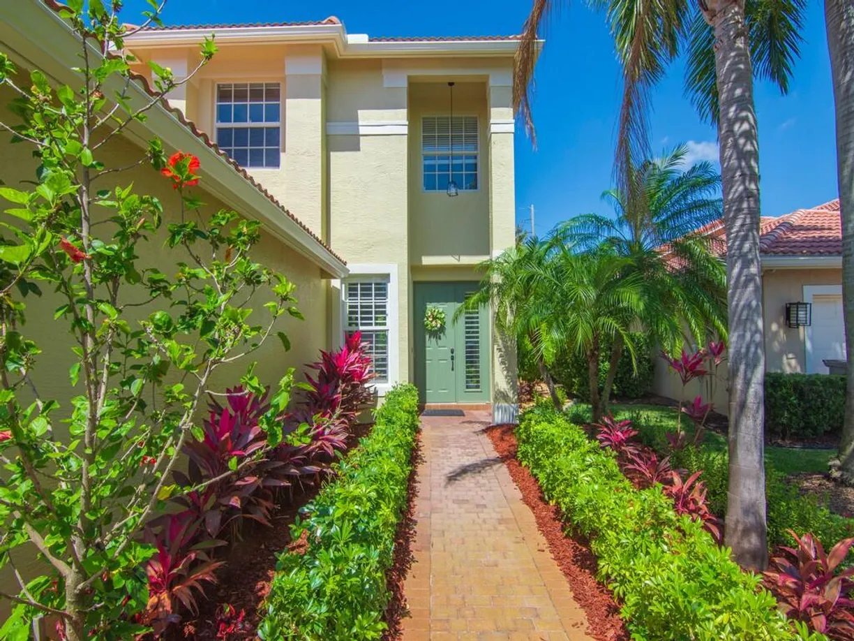 South Florida Real Estate | View 1907 Grey Falcon Circle | Listing