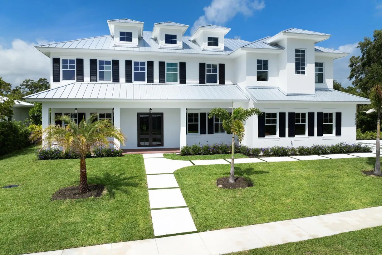 South Florida Real Estate | View 11823 Lake Shore Place | 5 Beds, 5 Baths