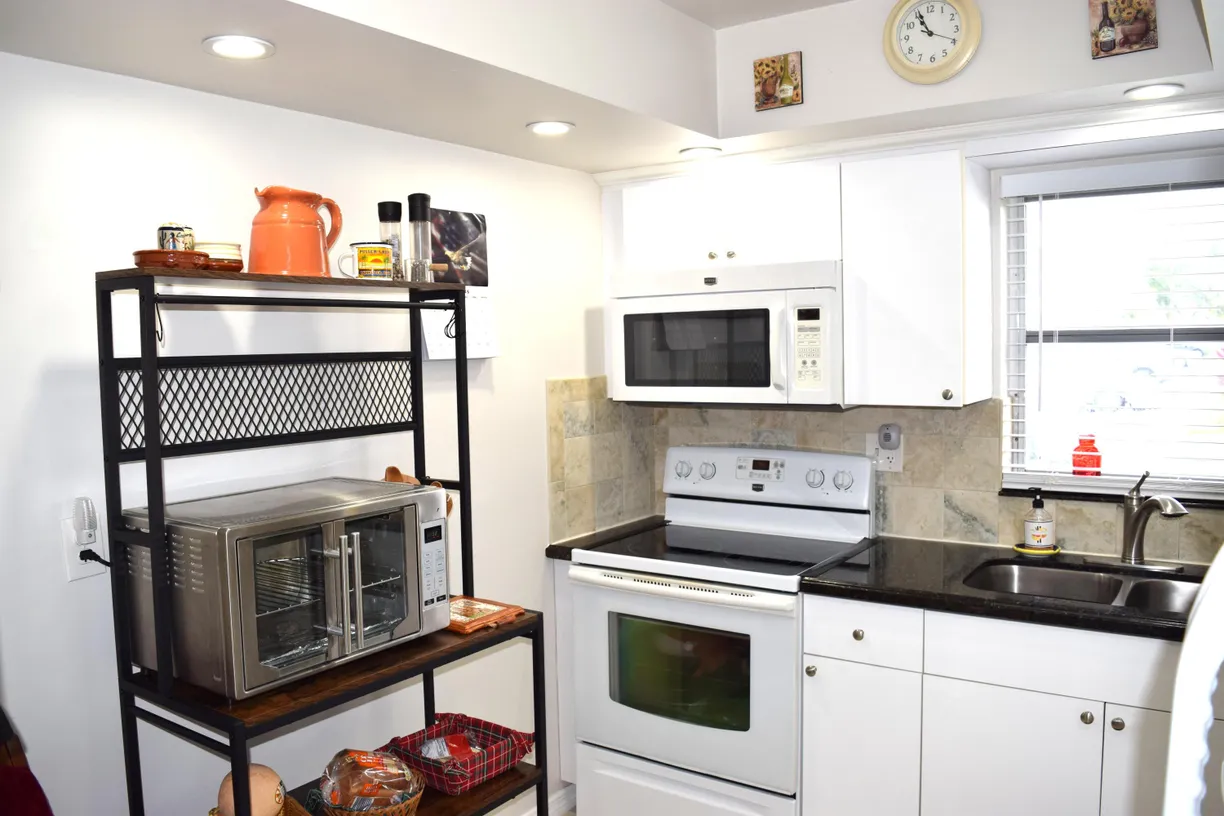South Florida Real Estate | View 2824 Crosley Drive, C | 2 Beds, 2 Baths