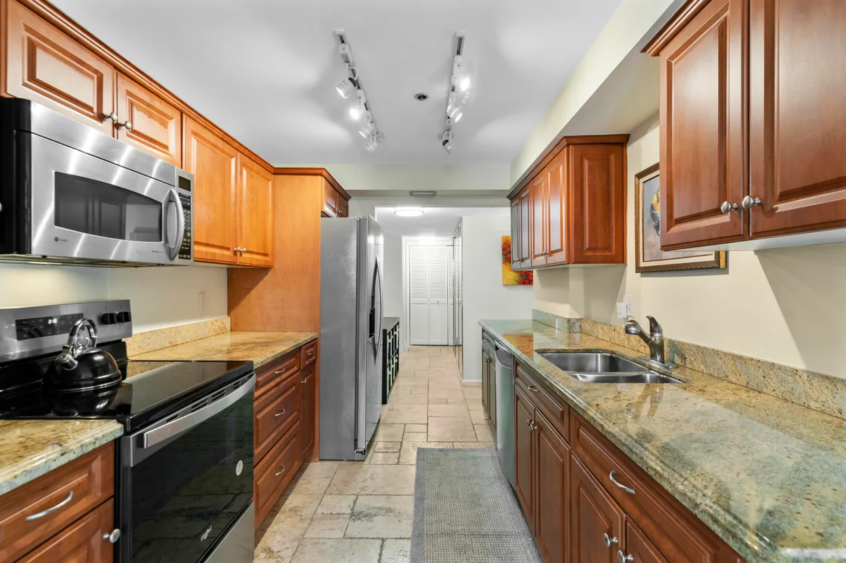 South Florida Real Estate | View 899 Jeffery Street, 201 | 2 Beds, 2 Baths