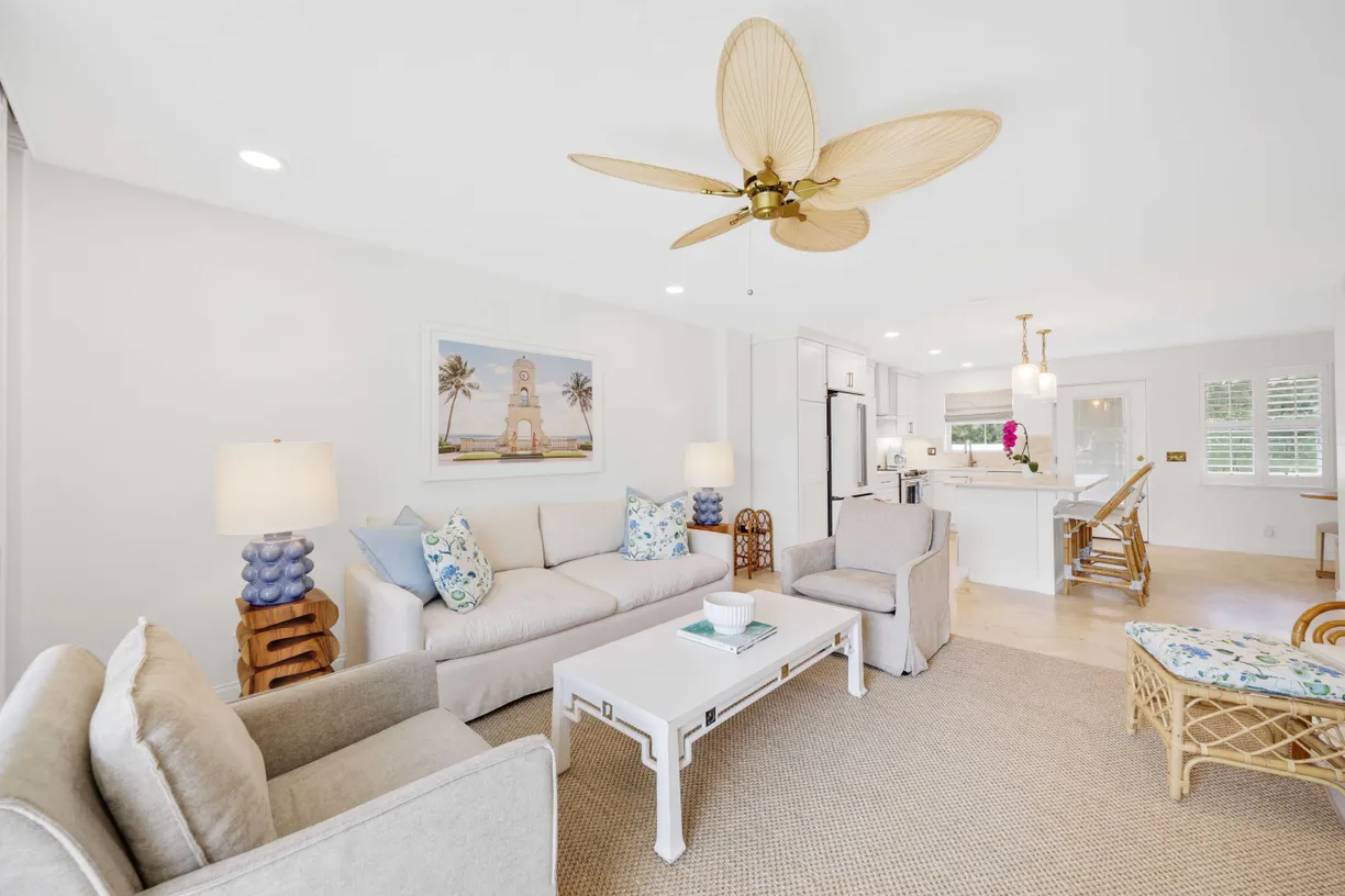 South Florida Real Estate | View 139 Sunrise Avenue, 104 | 2 Beds, 2 Baths