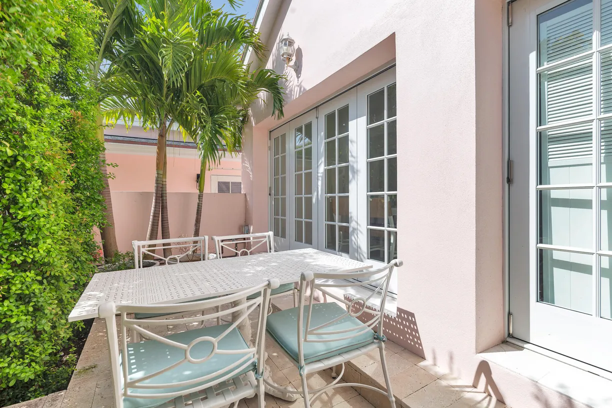 South Florida Real Estate | View 173 Peruvian Avenue, 3 | 2 Beds, 2 Baths
