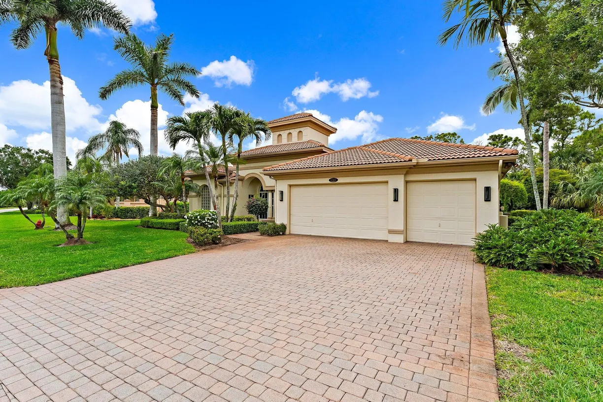 South Florida Real Estate | View 5393 SE Serenoa Terrace | Listing