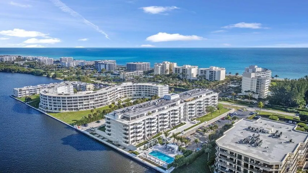 South Florida Real Estate | View 2773 S Ocean Boulevard, 5140 | 2 Beds, 2 Baths