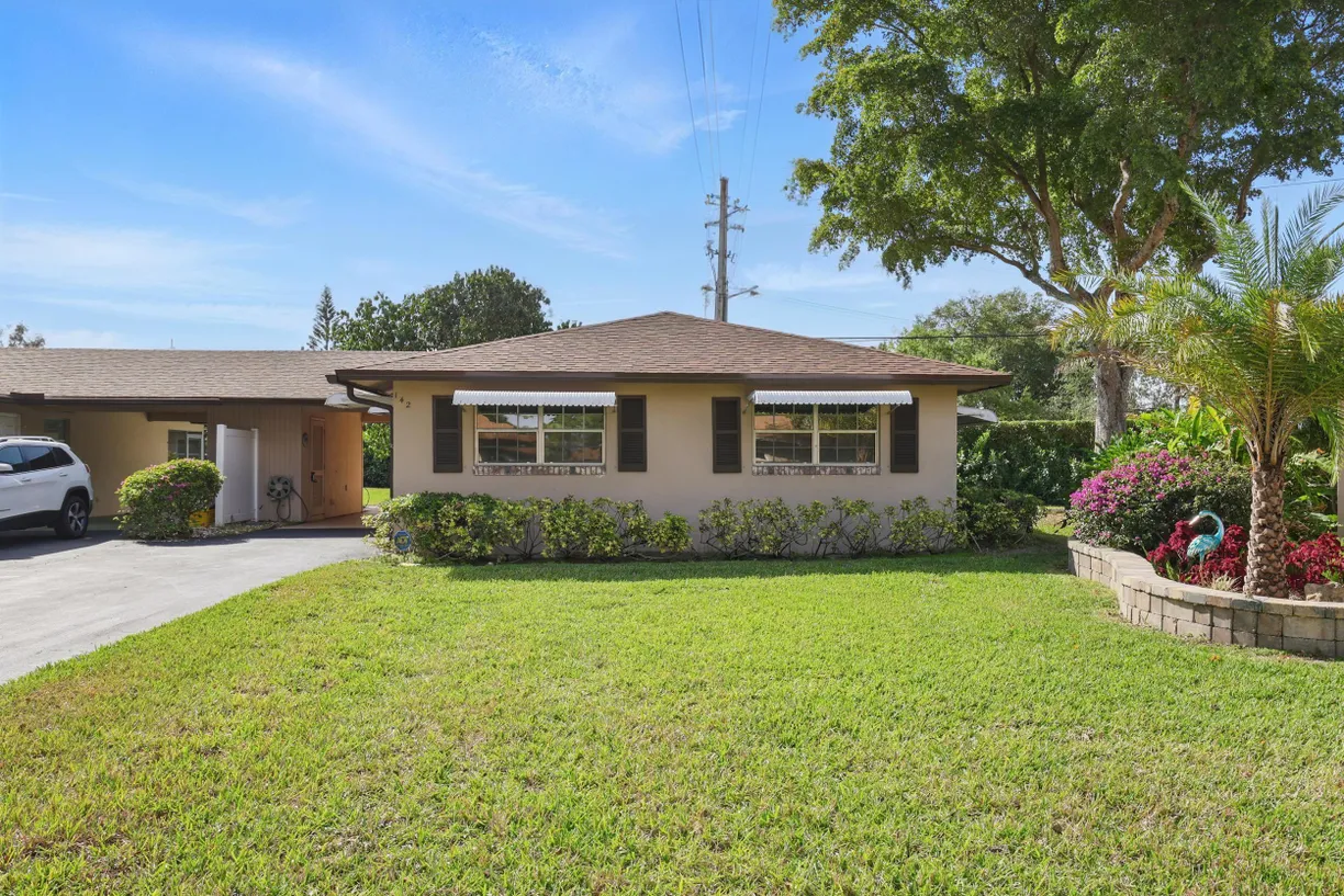 South Florida Real Estate | View 142 Mockingbird Lane | Listing