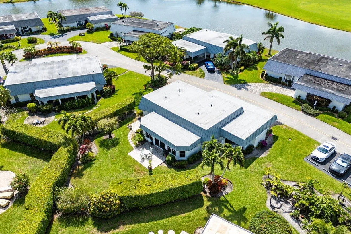 South Florida Real Estate | View 401 French Royale Circle | Listing