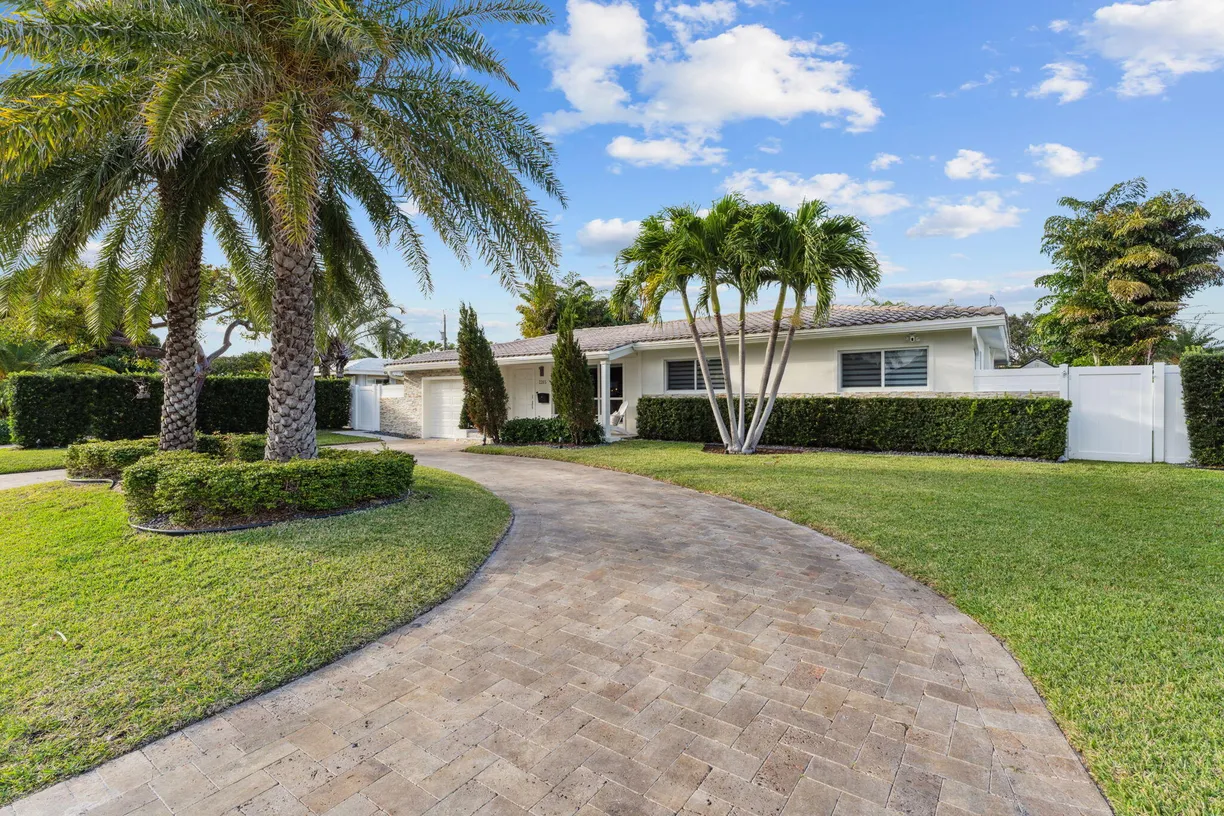 South Florida Real Estate | View 2205 NE 30th Street | Listing