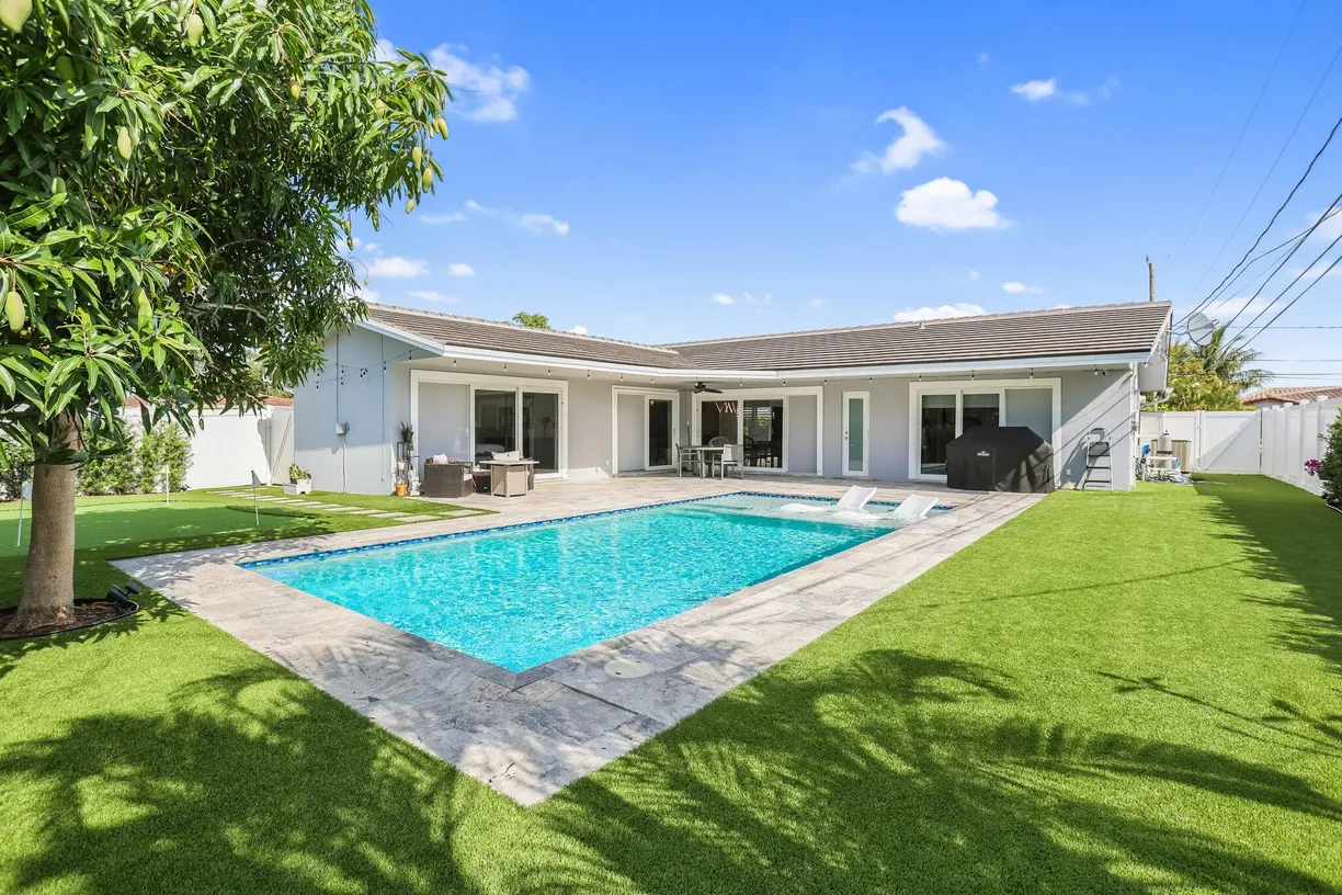 South Florida Real Estate | View 1098 SW 11th Street | Listing