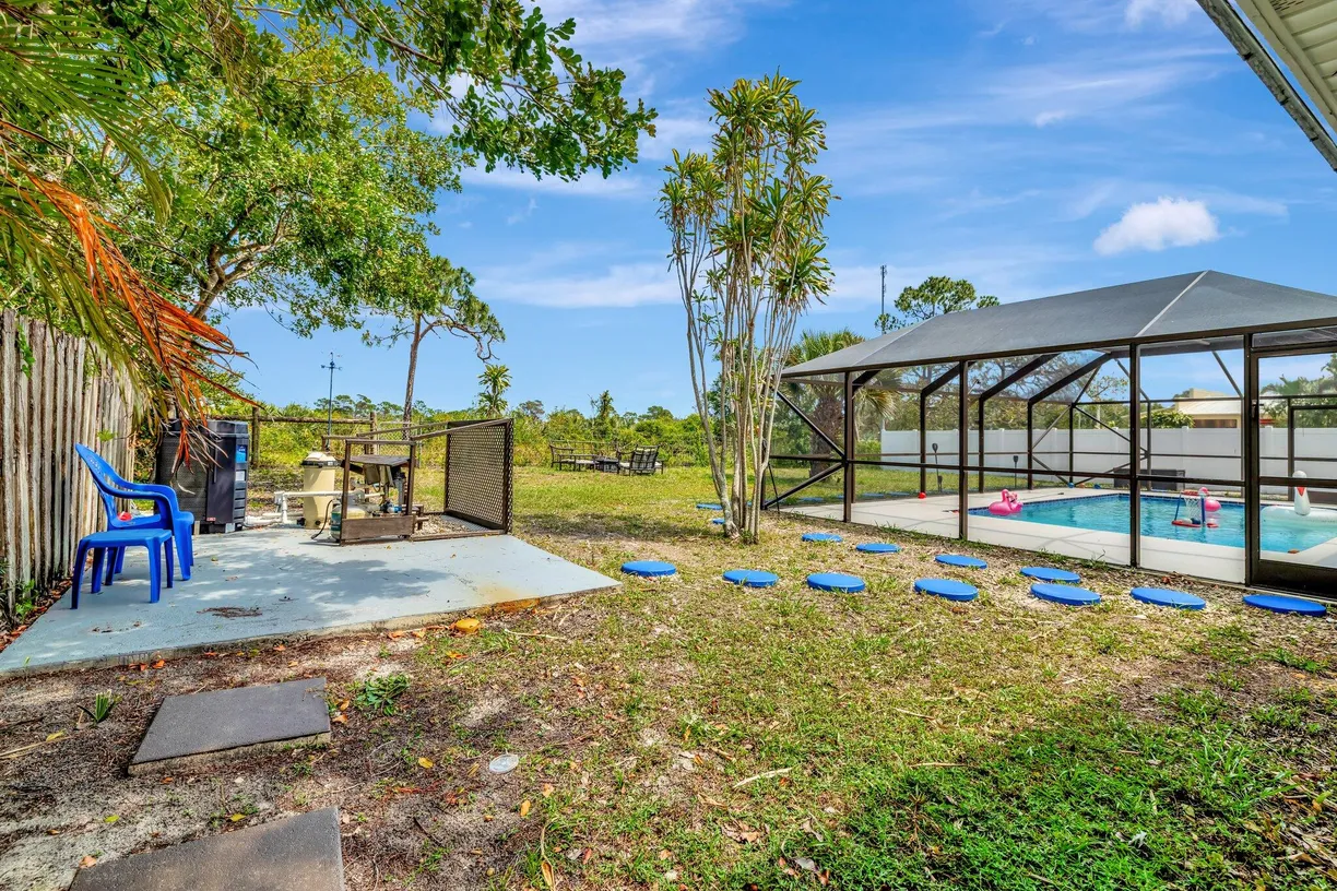 South Florida Real Estate | View 18395 SE County Line Road | Listing