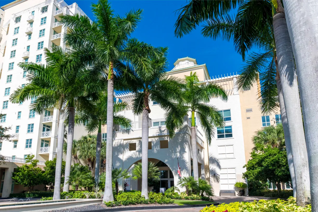 South Florida Real Estate | View 350 N Federal Highway, 610s | Listing