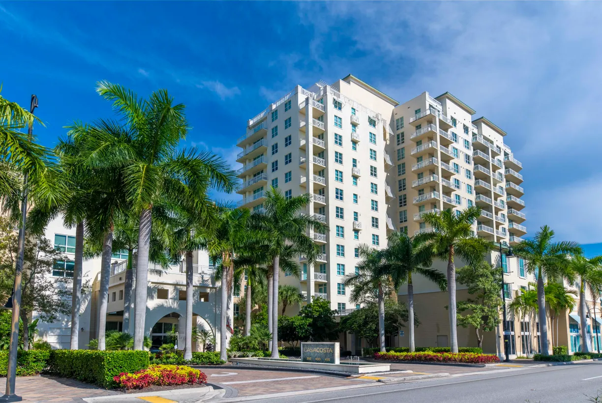 South Florida Real Estate | View 350 N Federal Highway, 610s | 2 Beds, 2 Baths