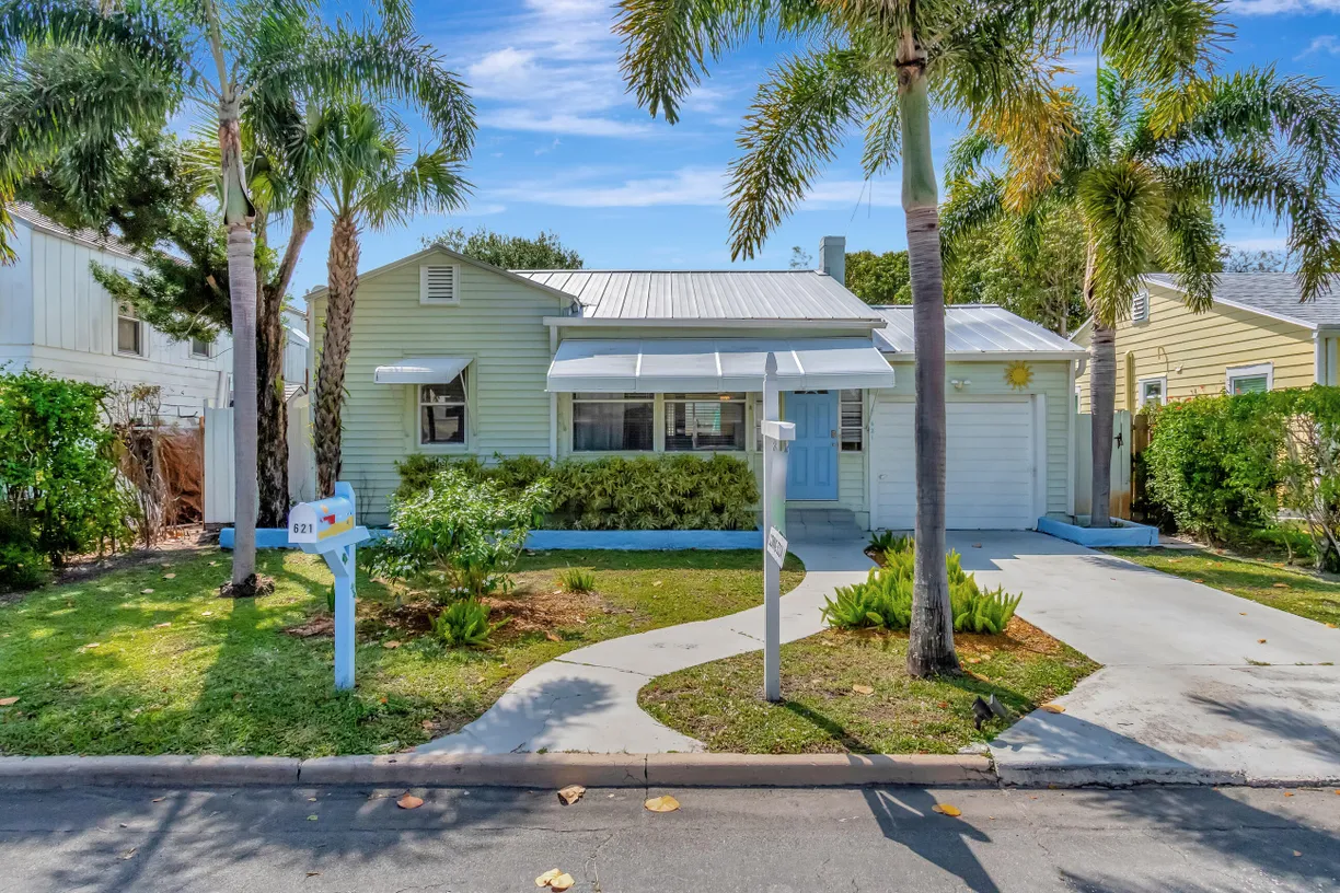 South Florida Real Estate | View 621 N Ocean Breeze | 2 Beds, 1 Bath
