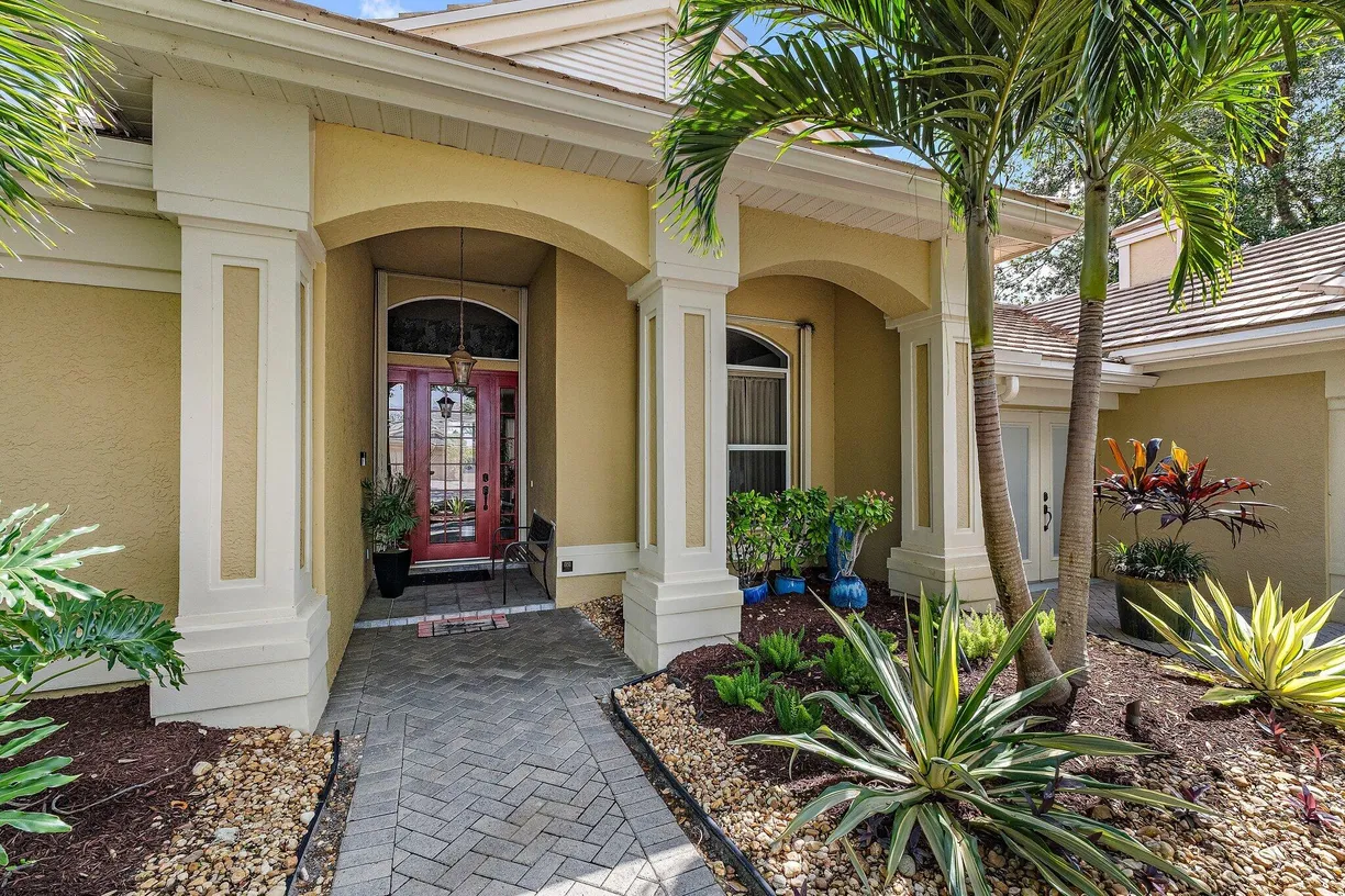 South Florida Real Estate | View 5621 SE Forest Glade Trail | Listing