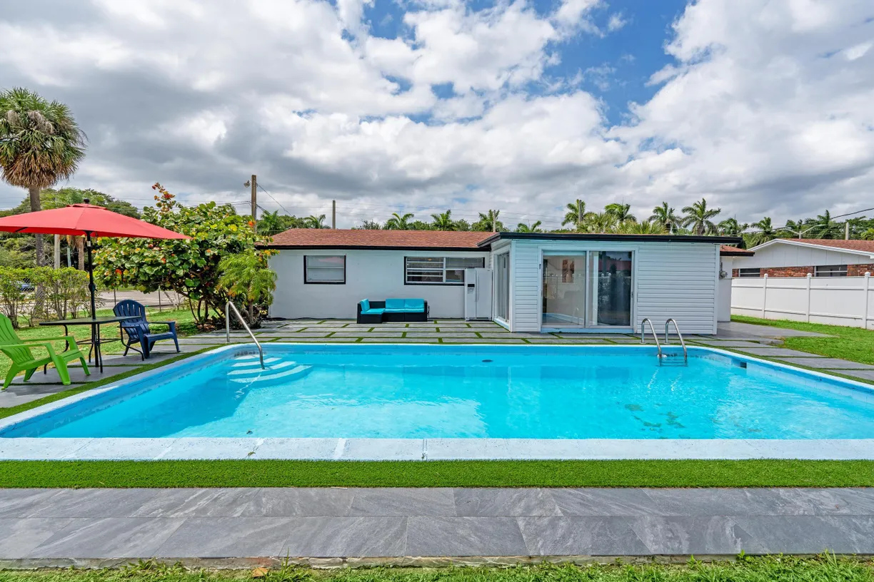 South Florida Real Estate | View 3700 N Australian Avenue | 3 Beds, 2 Baths