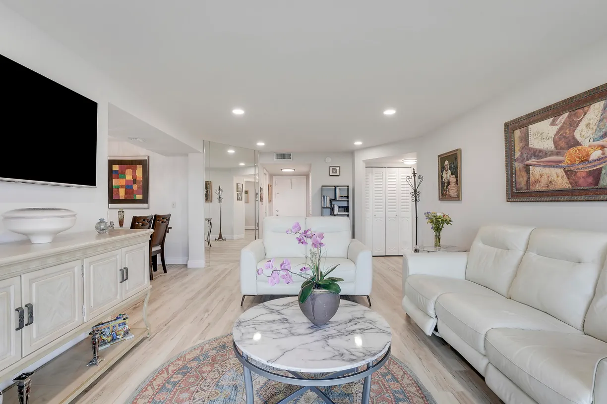South Florida Real Estate | View 3951 Via Poinciana 512 | Listing