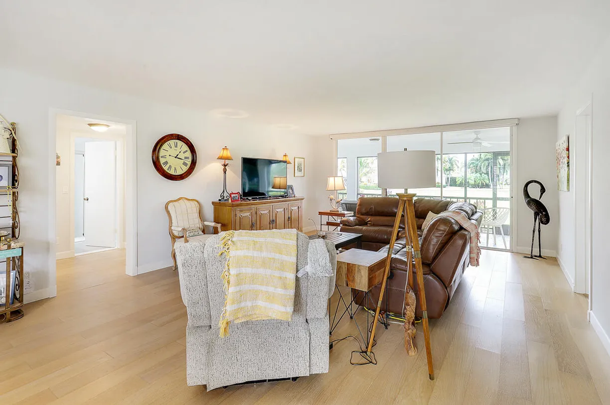 South Florida Real Estate | View 1 SE Turtle Creek Drive, A | Listing