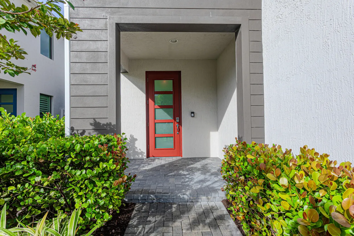 South Florida Real Estate | View 4413 Serpens Lane | Listing