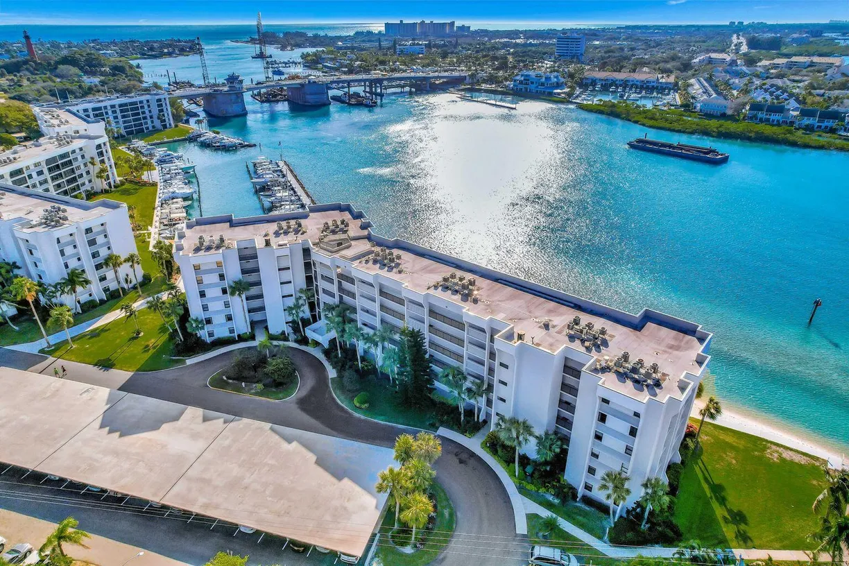 South Florida Real Estate | View 1542 Jupiter Cove Drive, 503c | 2 Beds, 2 Baths