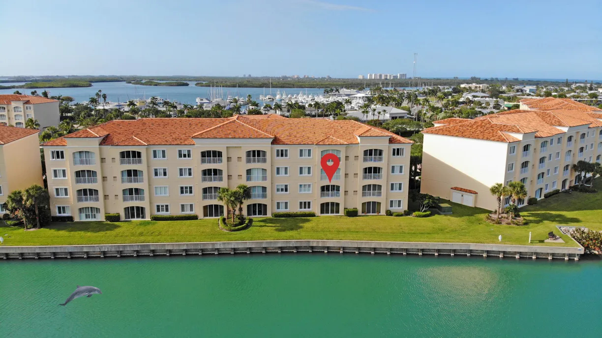 South Florida Real Estate | View 5 Harbour Isle Drive, 202 | Listing