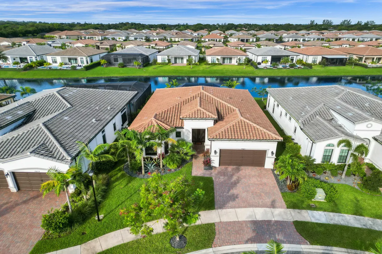 South Florida Real Estate | View 7943 Deer Lake Court Court | Listing