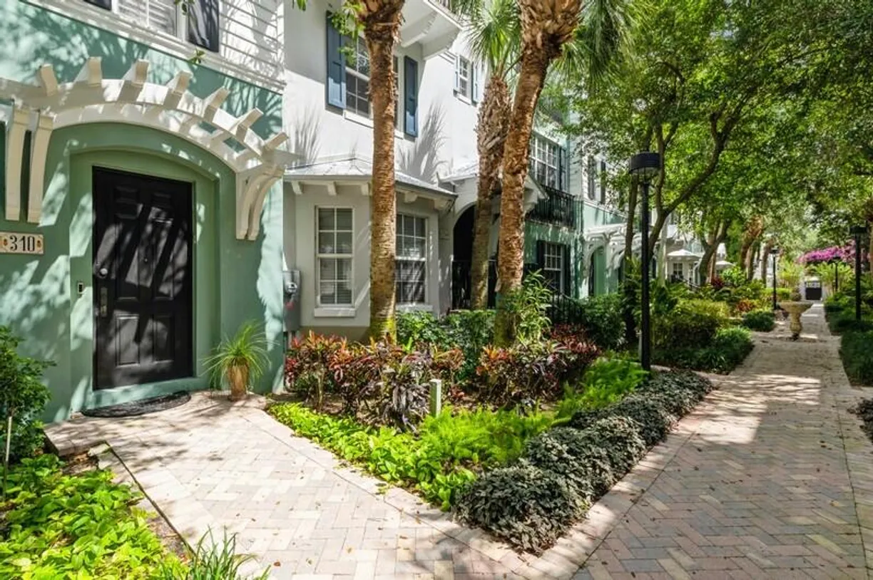 South Florida Real Estate | View 310 E Mallory Circle | 2 Beds, 2 Baths